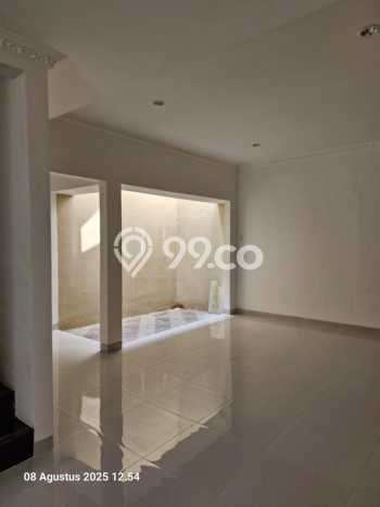 Rumah Modern 4 KT di Kota Wisata Bogor Unfurnished Rumah Modern 4 KT di Kota Wisata Bogor Unfurnished