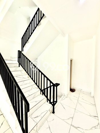 Ruko Premium di Kedoya, Luas 230m², Posisi Mainroad Ruko Premium di Kedoya, Luas 230m², Posisi Mainroad