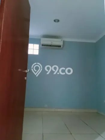 Rumah Asri dengan 4 Kamar Tidur di Kawasan Batununggal, Bandung Rumah Asri dengan 4 Kamar Tidur di Kawasan Batununggal, Bandung