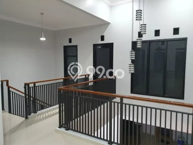 Rumah Mewah LB 330m2 Siap Pakai Desain Elegan di Setiabudi, Bandung Rumah Mewah LB 330m2 Siap Pakai Desain Elegan di Setiabudi, Bandung
