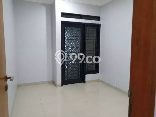 Rumah Mewah LB 330m2 Siap Pakai Desain Elegan di Setiabudi, Bandung Rumah Mewah LB 330m2 Siap Pakai Desain Elegan di Setiabudi, Bandung
