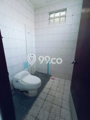 HARGA SPESIAL! Rumah di Taman Kopo Indah, Akses ke Pusat Kota, 3 KT, LT 135m² Bangunan 130m² HARGA SPESIAL! Rumah di Taman Kopo Indah, Akses ke Pusat Kota, 3 KT, LT 135m² Bangunan 130m²