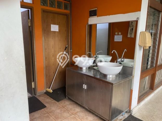 Disewakan Rumah Harga Terjangkau di Cihampelas Bandung dengan 3 KT Disewakan Rumah Harga Terjangkau di Cihampelas Bandung dengan 3 KT