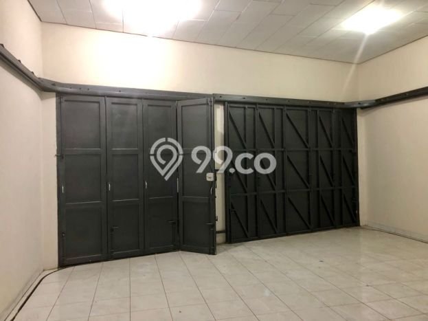 Ruko untuk disewa di Astanaanyar punya LT 300m2 & LB 300m2 harga sewa kompetitif Ruko untuk disewa di Astanaanyar punya LT 300m2 & LB 300m2 harga sewa kompetitif