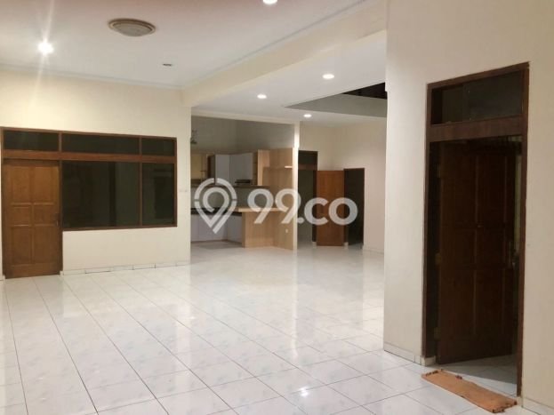 Ruko untuk disewa di Astanaanyar punya LT 300m2 & LB 300m2 harga sewa kompetitif Ruko untuk disewa di Astanaanyar punya LT 300m2 & LB 300m2 harga sewa kompetitif