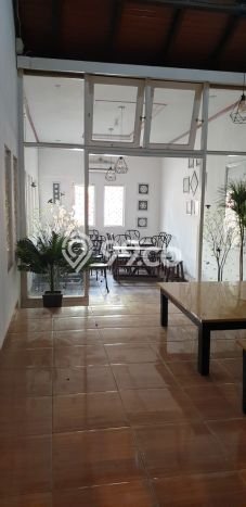 Hunian Elit LB 1100m2 Siap Huni Desain Elegan di Cimahi, Bandung Hunian Elit LB 1100m2 Siap Huni Desain Elegan di Cimahi, Bandung