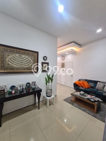 Rumah Elit Modern Tanpa Renovasi di Setra Duta Bandung Rumah Elit Modern Tanpa Renovasi di Setra Duta Bandung