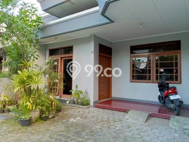 Rumah sewa siap pakai 3 Kamar Tidur di Buah Batu, Bandung Rumah sewa siap pakai 3 Kamar Tidur di Buah Batu, Bandung