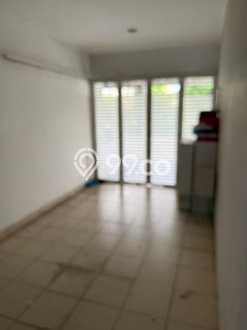 Disewakan! Rumah 4 Kamar Tidur &
4 Kamar Mandi di Summarecon Bekasi, Bekasi Disewakan! Rumah 4 Kamar Tidur &
4 Kamar Mandi di Summarecon Bekasi, Bekasi