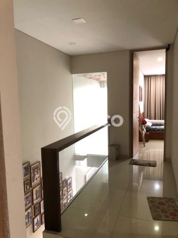 Dijual Rumah Premium dengan Fasilitas Sekitar Komplit di Cipayung, Jakarta Timur Dijual Rumah Premium dengan Fasilitas Sekitar Komplit di Cipayung, Jakarta Timur