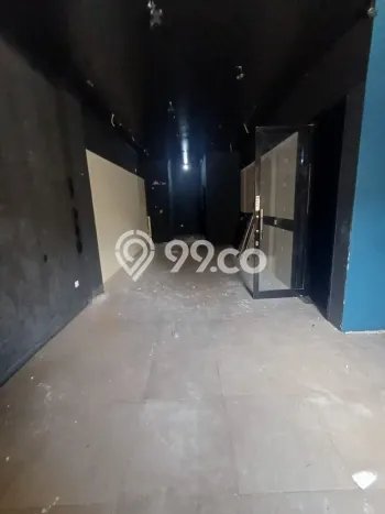 FOR RENT! Ruko di Galaxy Cocok untuk Bisnis 135m2 FOR RENT! Ruko di Galaxy Cocok untuk Bisnis 135m2
