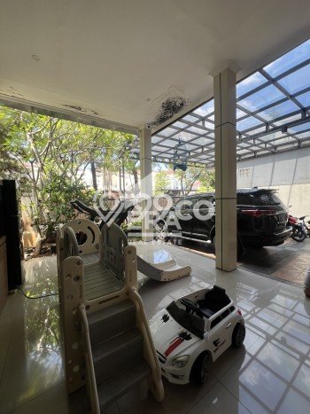 Rumah Mewah Siap Huni LT 200m2 di Cakung, Jakarta Timur Rumah Mewah Siap Huni LT 200m2 di Cakung, Jakarta Timur