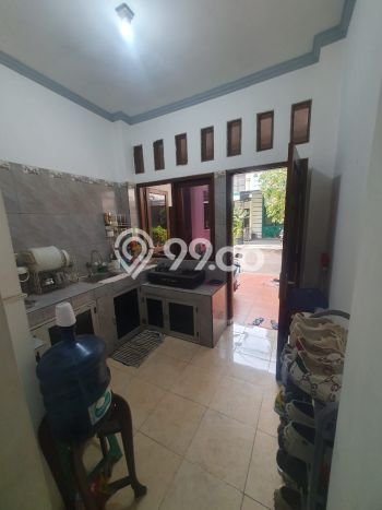 Rumah Elit Modern Tanpa Renovasi di Condet Jakarta Timur Rumah Elit Modern Tanpa Renovasi di Condet Jakarta Timur