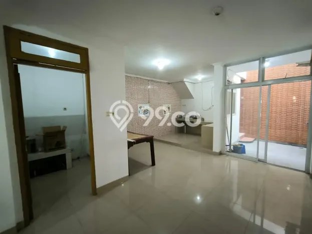 Rumah Eksklusif Siap Huni LT 160m2 di Cakung, Jakarta Timur Rumah Eksklusif Siap Huni LT 160m2 di Cakung, Jakarta Timur