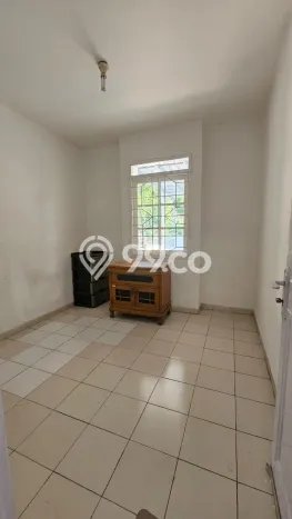 Rumah di Metland Menteng, 2 KM, Area Tenang Rumah di Metland Menteng, 2 KM, Area Tenang
