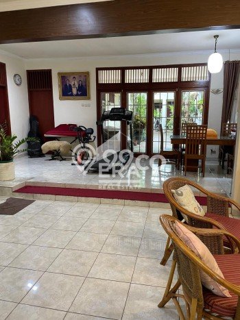 Hunian Mewah LB 300m2 Siap Huni Desain Elegan di Serua, Tangerang Hunian Mewah LB 300m2 Siap Huni Desain Elegan di Serua, Tangerang