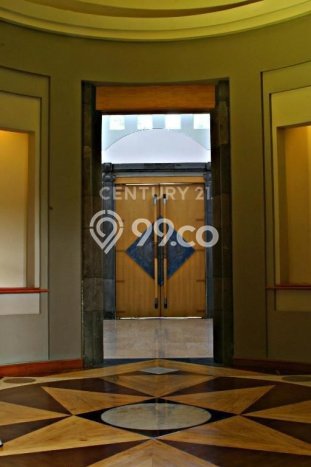 Hot Offer Hunian Mewah Ideal dan Luas di Menteng, Jakarta Pusat Hot Offer Hunian Mewah Ideal dan Luas di Menteng, Jakarta Pusat