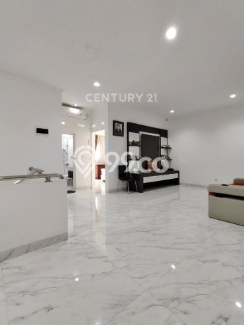 For Sale Rumah Mewah Exclusive di Jagakarsa, Jakarta Selatan For Sale Rumah Mewah Exclusive di Jagakarsa, Jakarta Selatan