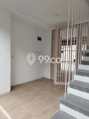 Jual Rumah Strategis Bagus Punya 3 KT di Cinere Depok SHM Jual Rumah Strategis Bagus Punya 3 KT di Cinere Depok SHM