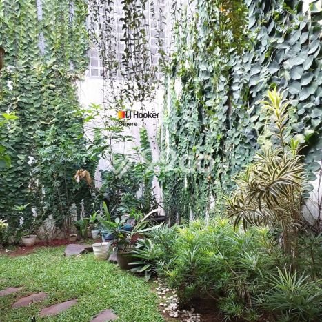 Hunian Elit LB 200m2 Siap Huni Desain Elegan di Lebak Bulus, Jakarta Selatan Hunian Elit LB 200m2 Siap Huni Desain Elegan di Lebak Bulus, Jakarta Selatan