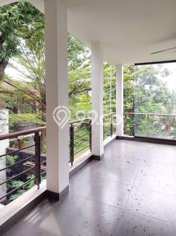 Dijual Rumah Mewah Exclusive di Lebak Bulus, Jakarta Selatan Dijual Rumah Mewah Exclusive di Lebak Bulus, Jakarta Selatan