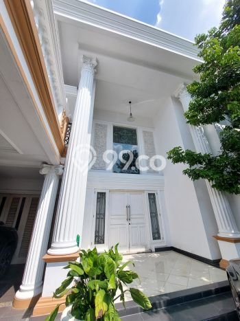 For Sale Rumah Mewah Exclusive di Ciputat Timur, Tangerang Selatan For Sale Rumah Mewah Exclusive di Ciputat Timur, Tangerang Selatan