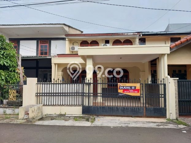 DIJUAL CEPAT! Rumah Asri di Beji, Depok, Luas 111m² Bangunan 160m² BISA KPR! DIJUAL CEPAT! Rumah Asri di Beji, Depok, Luas 111m² Bangunan 160m² BISA KPR!