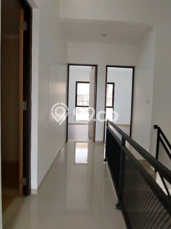 For Sale Rumah 3 Kamar Lokasi Ideal Bagus dan Strategis di Cinere For Sale Rumah 3 Kamar Lokasi Ideal Bagus dan Strategis di Cinere