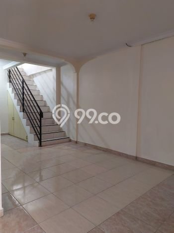 DIJUAL CEPAT! Rumah Asri di Beji, Depok, Luas 111m² Bangunan 160m² BISA KPR! DIJUAL CEPAT! Rumah Asri di Beji, Depok, Luas 111m² Bangunan 160m² BISA KPR!