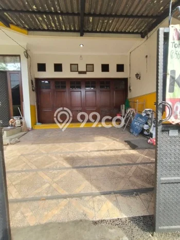 Rumah sewa siap huni 5 KT di Tanjung Duren, Jakarta Barat Rumah sewa siap huni 5 KT di Tanjung Duren, Jakarta Barat