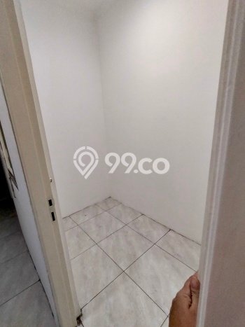 Disewakan! Rumah 4 Kamar Tidur &
4 Kamar Mandi di Tanjung Duren, Jakarta Barat Disewakan! Rumah 4 Kamar Tidur &
4 Kamar Mandi di Tanjung Duren, Jakarta Barat