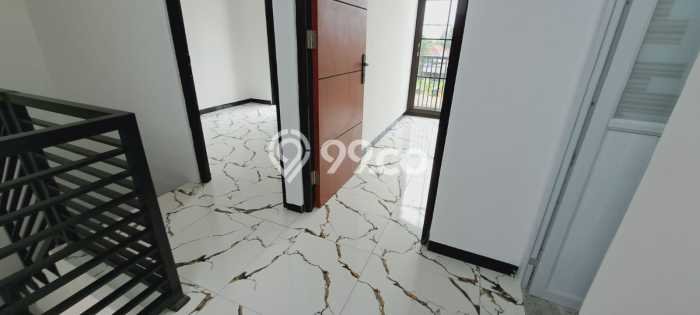 Dijual Rumah 3 Kamar Lokasi Strategis Nyaman dan Strategis di Sidoarjo Dijual Rumah 3 Kamar Lokasi Strategis Nyaman dan Strategis di Sidoarjo