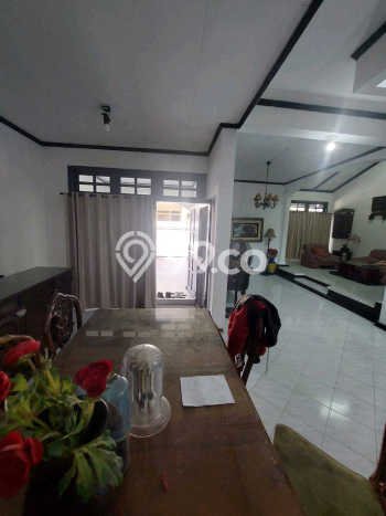 Jual Rumah Mewah Elegan Dengan View Eksklusif di Pondok Tjandra, Sidoarjo Jual Rumah Mewah Elegan Dengan View Eksklusif di Pondok Tjandra, Sidoarjo