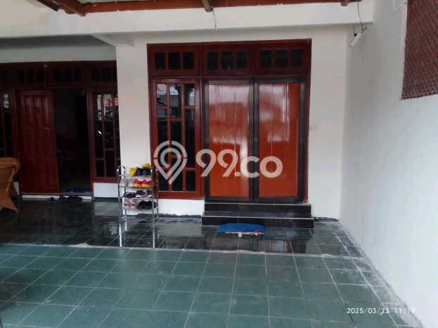 Hunian Mewah Dijual LT 200m2 di Tenggilis Mejoyo, Surabaya Hunian Mewah Dijual LT 200m2 di Tenggilis Mejoyo, Surabaya