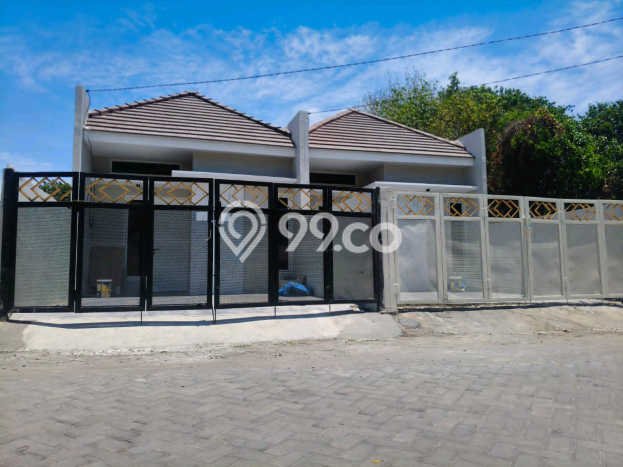Rumah Modern 3 KT LT 100m2 di Gununganyar Rumah Modern 3 KT LT 100m2 di Gununganyar