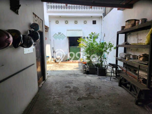 Rumah Luxury Modern Tanpa Renovasi di Kendangsari Surabaya Rumah Luxury Modern Tanpa Renovasi di Kendangsari Surabaya