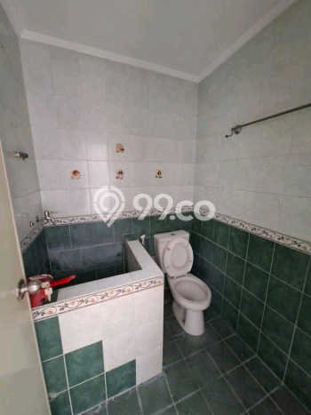 Dijual Rumah Eksklusif 3 KT di Nginden, Surabaya Dijual Rumah Eksklusif 3 KT di Nginden, Surabaya