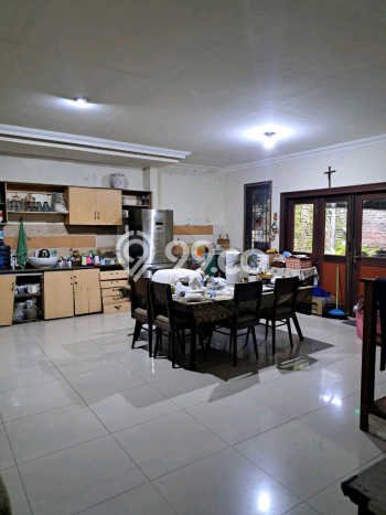 Dijual Rumah Minimalis Bagus Punya 4 KT di Rungkut Surabaya - Dijual Rumah Minimalis Bagus Punya 4 KT di Rungkut Surabaya -