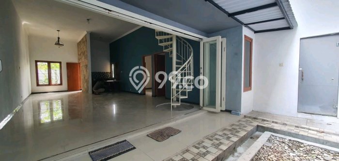 Rumah Modern Cantik 3 Kamar Bisa Langsung Pindah di Rungkut Rumah Modern Cantik 3 Kamar Bisa Langsung Pindah di Rungkut