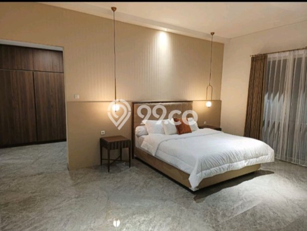 Hunian Eksklusif Dijual LT 375m2 di Wiyung, Surabaya Hunian Eksklusif Dijual LT 375m2 di Wiyung, Surabaya