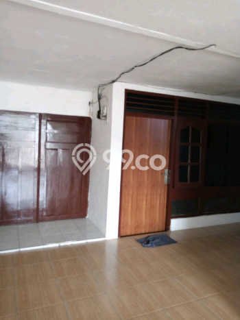 Rumah Disewakan Surabaya LT 91m2 LB 91m2 Area Semolowaru Rumah Disewakan Surabaya LT 91m2 LB 91m2 Area Semolowaru