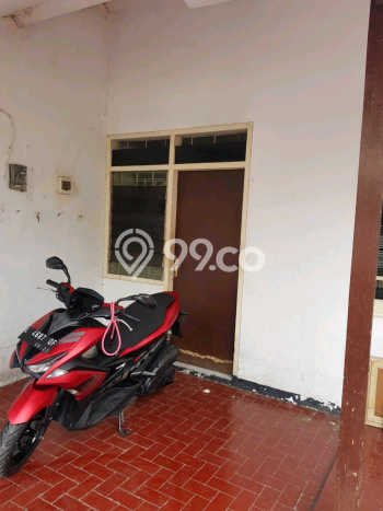 Sewa Rumah Harga Terjangkau di Nginden Surabaya Punya 4 Kamar Tidur Sewa Rumah Harga Terjangkau di Nginden Surabaya Punya 4 Kamar Tidur
