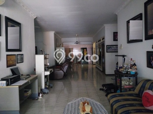 For Sale! Luxury House LT 200m2 Desain Elegan di Manyar For Sale! Luxury House LT 200m2 Desain Elegan di Manyar