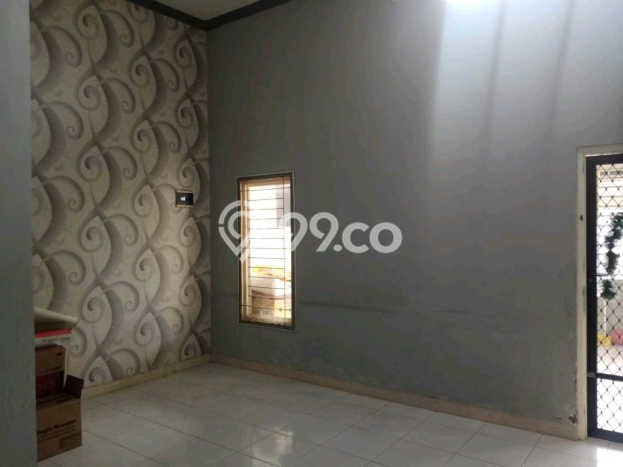 For Sale Hunian Rumah Terawat 2 KT di Sutorejo, Surabaya For Sale Hunian Rumah Terawat 2 KT di Sutorejo, Surabaya
