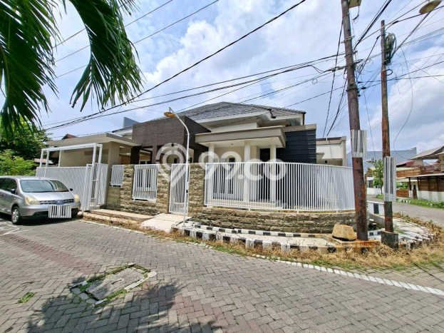 Hunian Super Elit dengan Akses Paling Strategis di Pondok Tjandra, Sidoarjo Hunian Super Elit dengan Akses Paling Strategis di Pondok Tjandra, Sidoarjo
