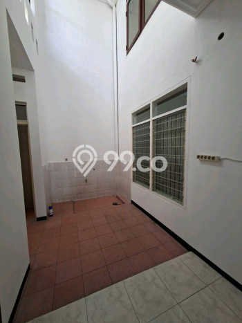 Dijual Rumah Eksklusif 3 KT di Nginden, Surabaya Dijual Rumah Eksklusif 3 KT di Nginden, Surabaya