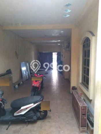 Unit Kost Dijual di Kawasan Wonocolo Surabaya dengan 8 KT Unit Kost Dijual di Kawasan Wonocolo Surabaya dengan 8 KT