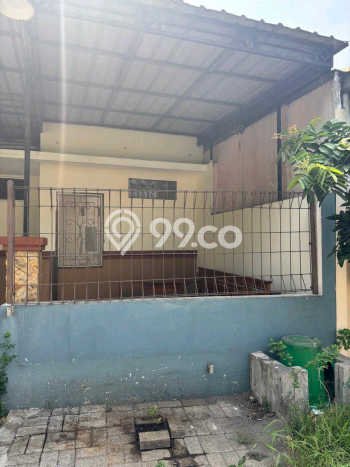 Rumah Modern Cantik 4 Kamar Siap Huni di Taman Rumah Modern Cantik 4 Kamar Siap Huni di Taman