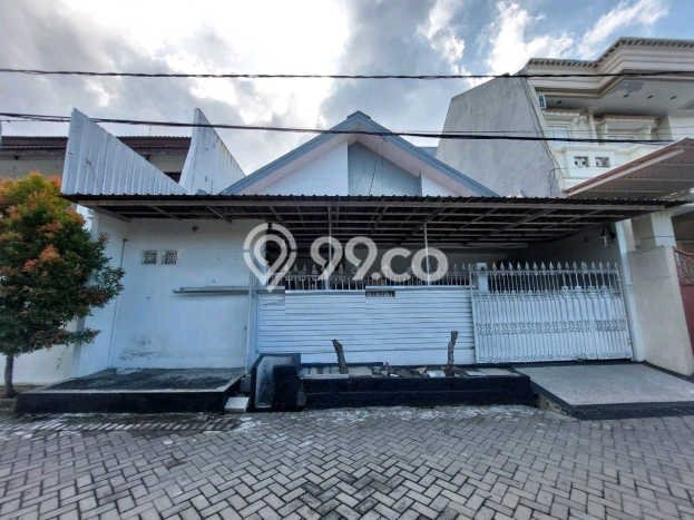 Dijual Hunian Mewah dengan Fasilitas Sekitar Komplit di Sukolilo, Surabaya Dijual Hunian Mewah dengan Fasilitas Sekitar Komplit di Sukolilo, Surabaya