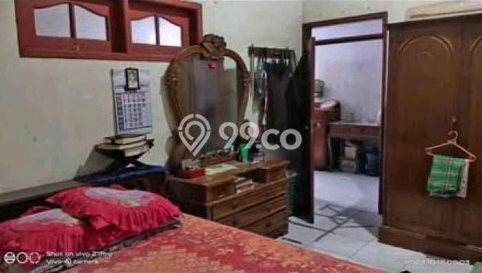 Hunian Cantik Modern Lb 195m2 di Gubeng, Surabaya Hunian Cantik Modern Lb 195m2 di Gubeng, Surabaya